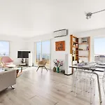 3br Flat With Sea View Balcony - Pool & Parking